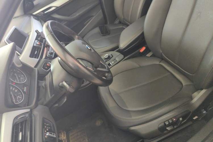 Used BMW X1 2016 sDrive18Li Fashion Model Left Front Seat