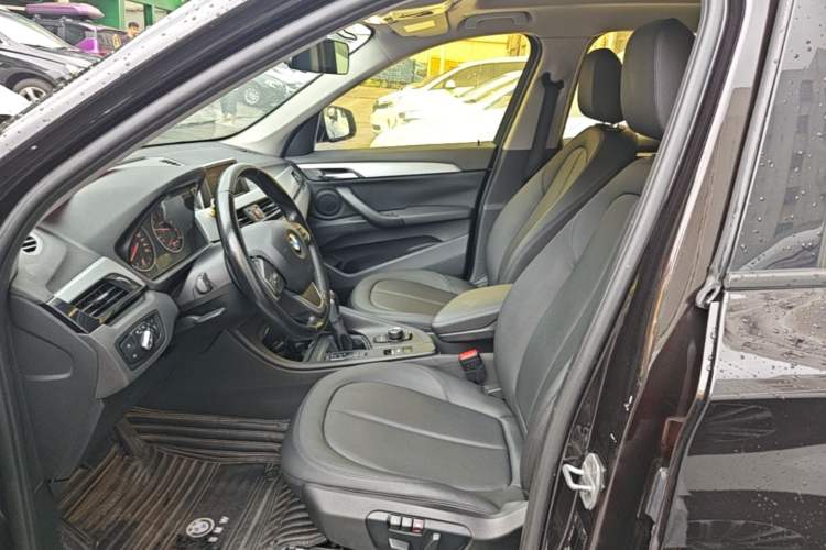 Used BMW X1 2016 sDrive18Li Fashion Model Left Front Seat
