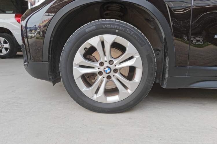 Used BMW X1 2016 sDrive18Li Premium Edition Left Front Wheel Hub