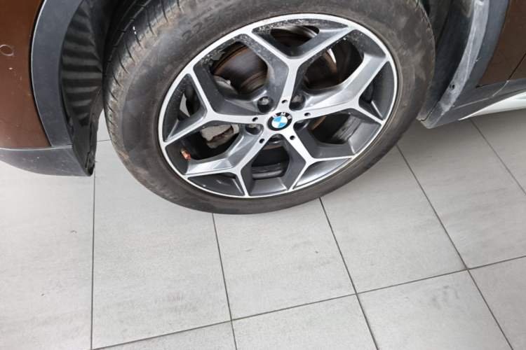 Used BMW X1 2016 sDrive18Li Luxury Model Left Front Wheel Hub