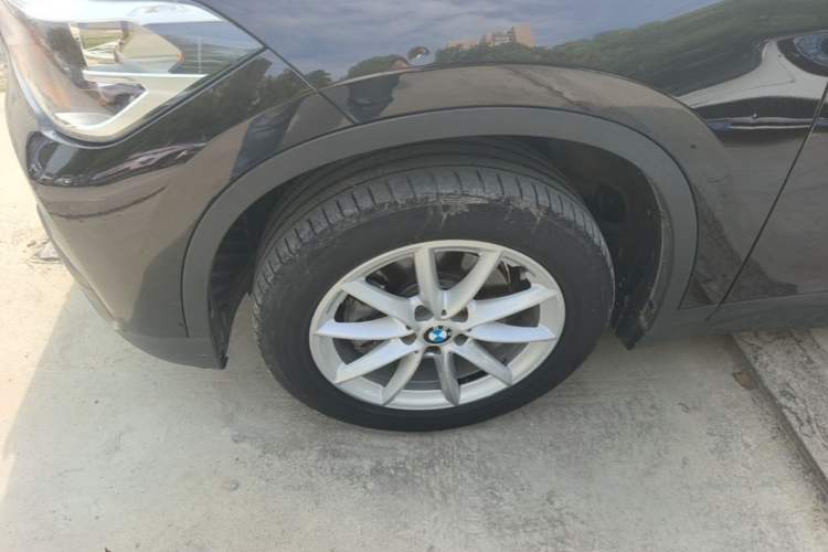 Used BMW X1 2016 sDrive18Li Fashion Model Left Front Wheel Hub