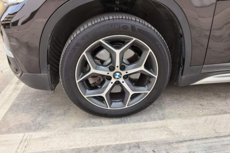 Used BMW X1 2016 sDrive20Li Luxury Model Left Front Wheel Hub