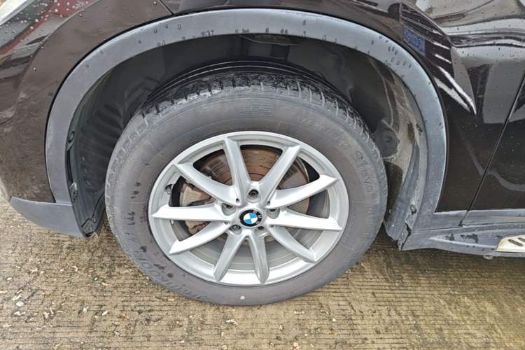 Used BMW X1 2016 sDrive18Li Fashion Model Left Front Wheel Hub