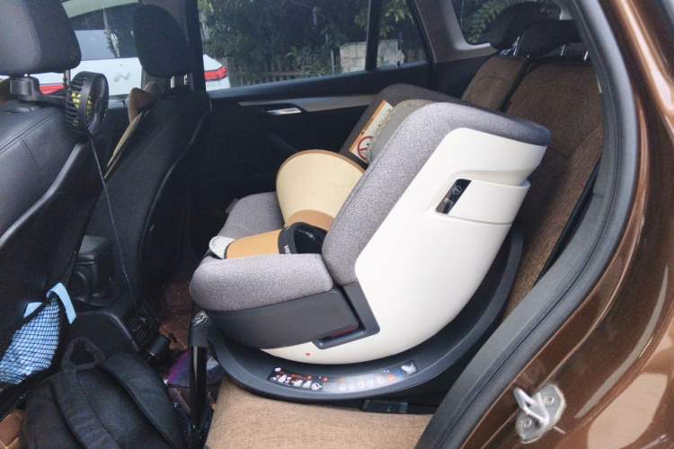 Used BMW X1 2016 sDrive18Li Fashion Model Left Rear Seat