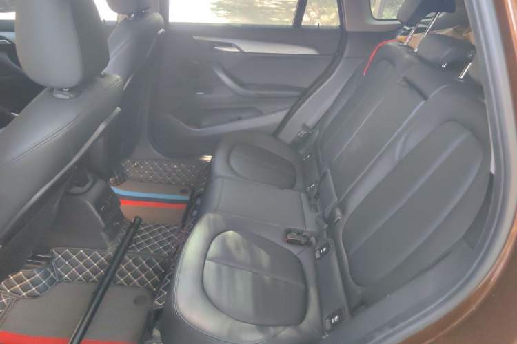 Used BMW X1 2016 sDrive18Li Fashion Model Left Rear Seat