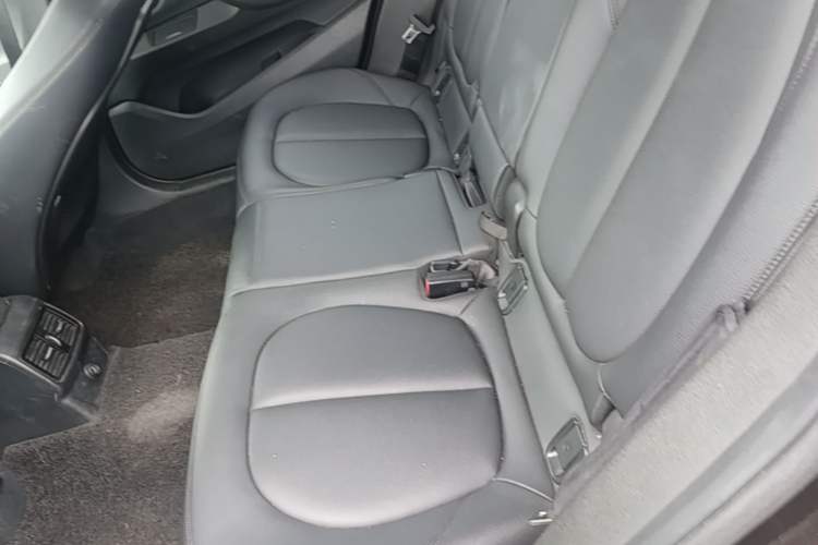 Used BMW X1 2016 sDrive18Li Fashion Model Left Rear Seat
