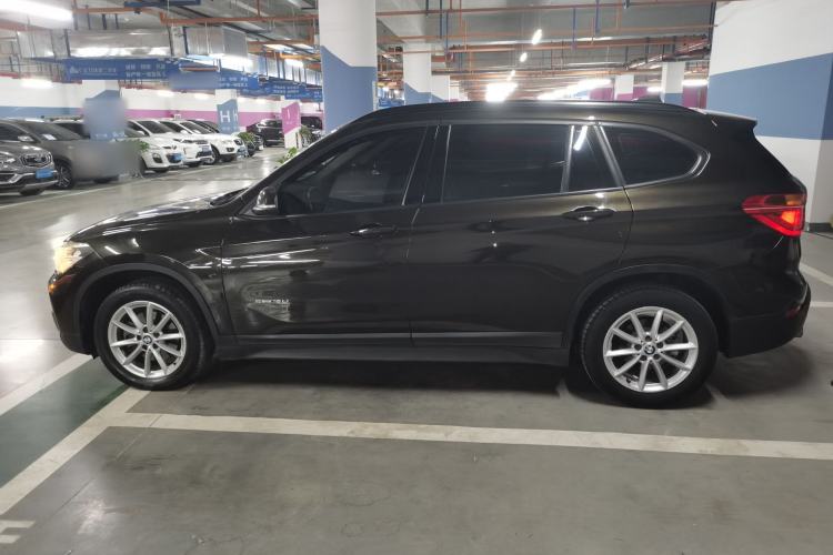 Used BMW X1 2016 sDrive18Li Fashion Model Left Side