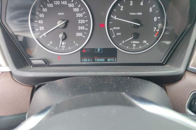 Used BMW X1 2016 sDrive18Li Luxury Model Odometer Close Up