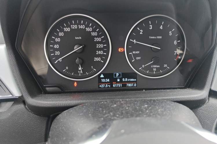 Used BMW X1 2016 sDrive18Li Premium Edition Odometer Close Up