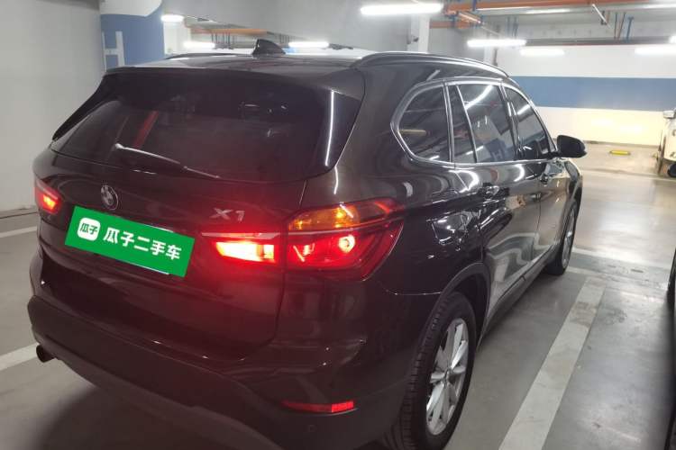 Used BMW X1 2016 sDrive18Li Fashion Model Rear Right 45 Deg