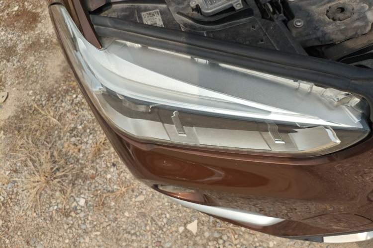 Used BMW X1 2016 sDrive18Li Luxury Model Right Front Headlight
