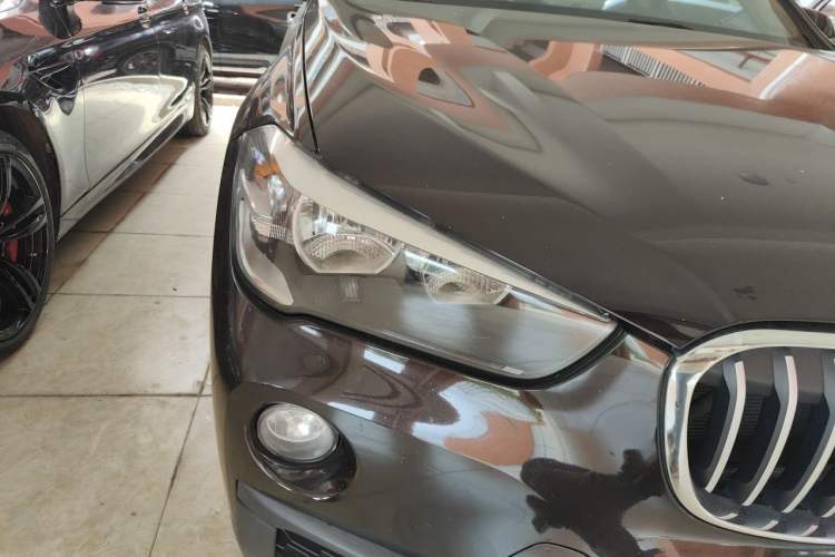 Used BMW X1 2016 sDrive18Li Fashion Model Right Front Headlight