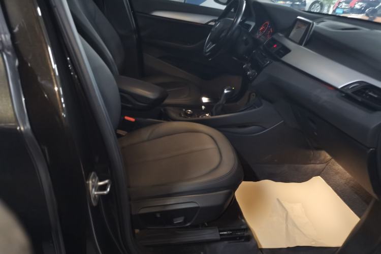 Used BMW X1 2016 sDrive18Li Fashion Model Right Front Seat