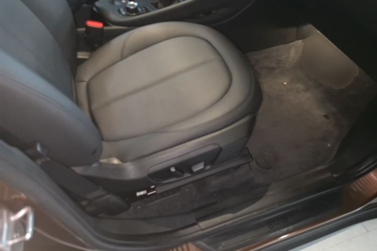 Used BMW X1 2016 sDrive18Li Premium Edition Right Front Seat