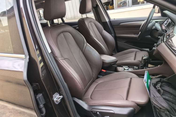 Used BMW X1 2016 sDrive20Li Luxury Model Right Front Seat