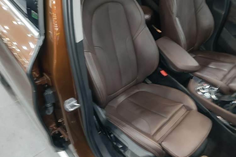Used BMW X1 2016 sDrive20Li Luxury Model Right Front Seat