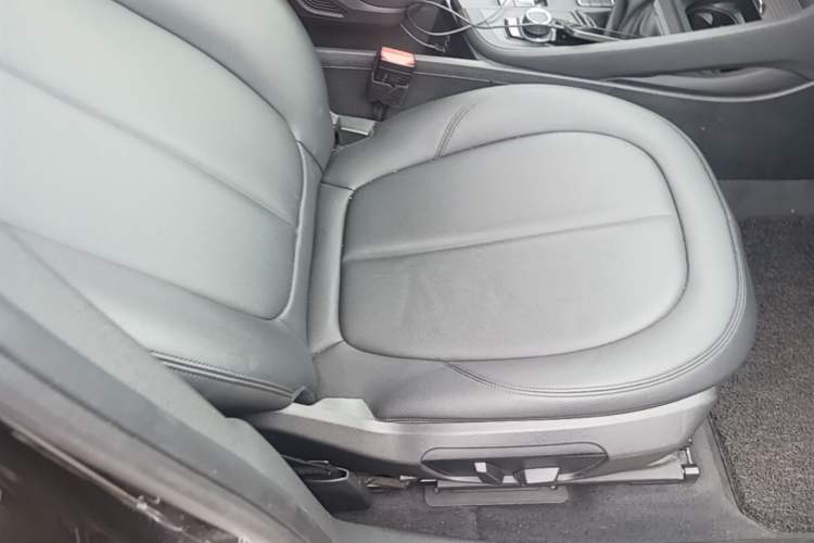 Used BMW X1 2016 sDrive18Li Fashion Model Right Front Seat