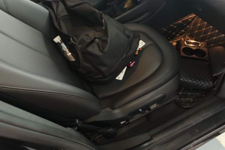 Used BMW X1 2016 sDrive18Li Premium Edition Right Front Seat