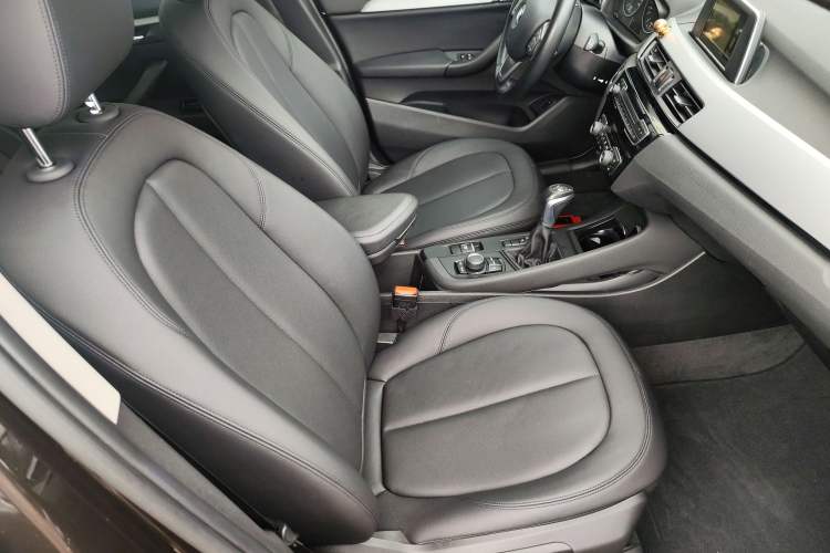 Used BMW X1 2016 sDrive18Li Premium Edition Right Front Seat