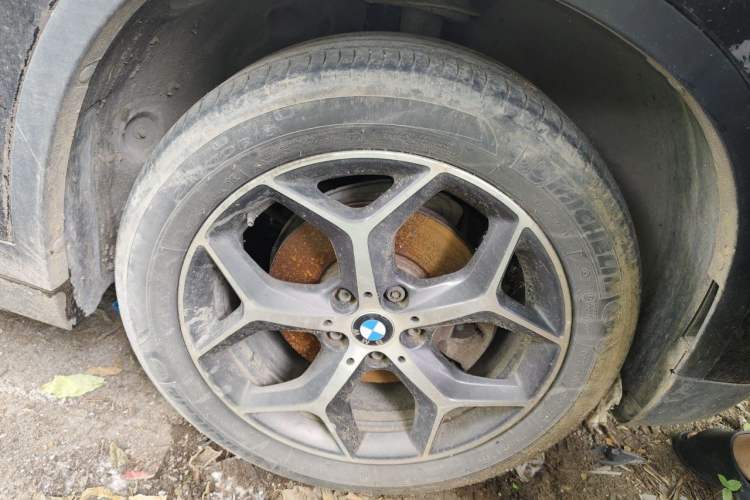 Used BMW X1 2016 sDrive18Li Premium Edition Right Front Wheel Hub