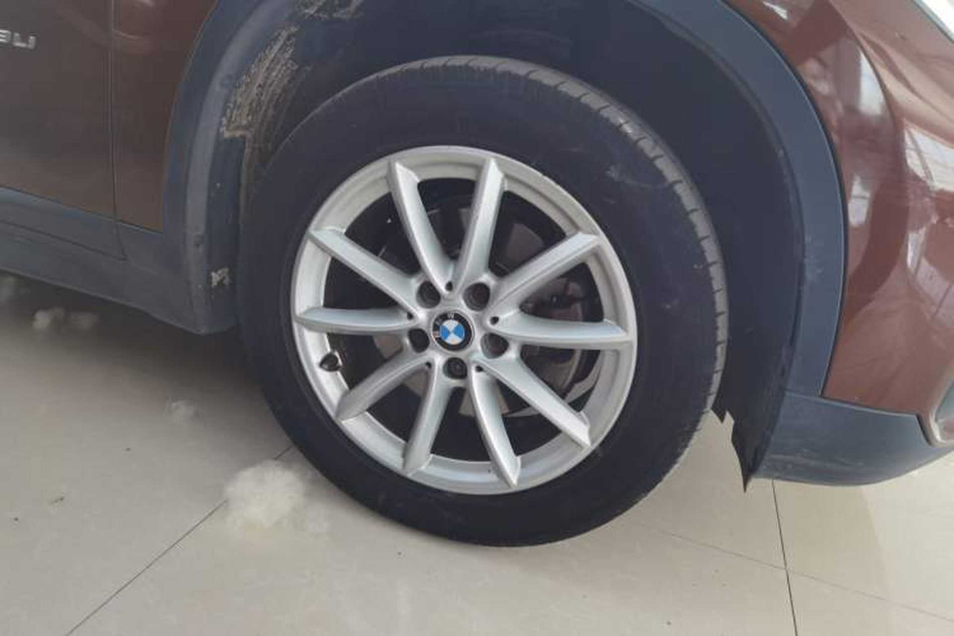 Used BMW X1 2016 sDrive18Li Fashion Model Right Front Wheel Hub