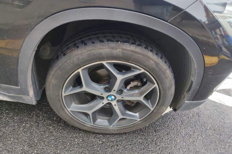 Used BMW X1 2016 sDrive18Li Luxury Model Right Front Wheel Hub