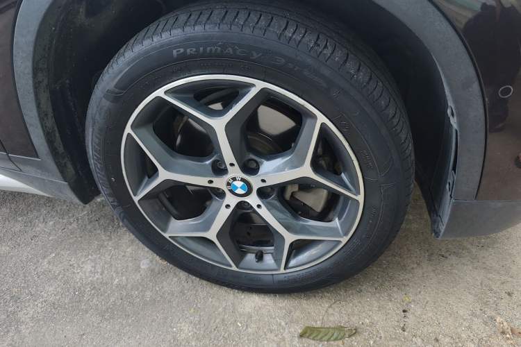 Used BMW X1 2016 sDrive20Li Luxury Model Right Front Wheel Hub