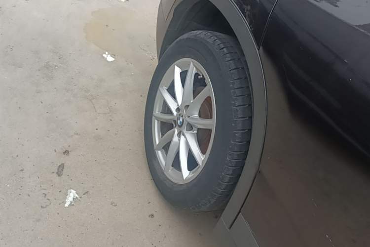 Used BMW X1 2016 sDrive18Li Fashion Model Right Rear Wheel Hub
