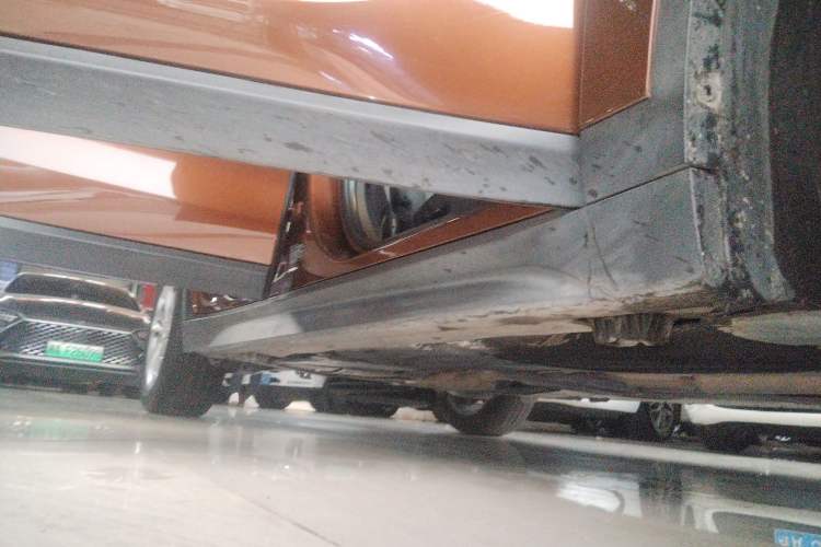 Used BMW X1 2016 sDrive18Li Premium Edition Right Side Sill