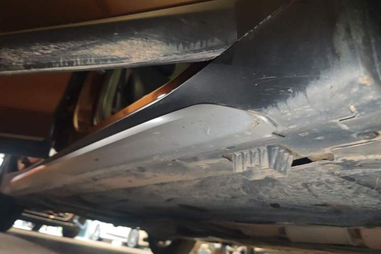Used BMW X1 2016 xDrive20Li Luxury Model Right Side Sill