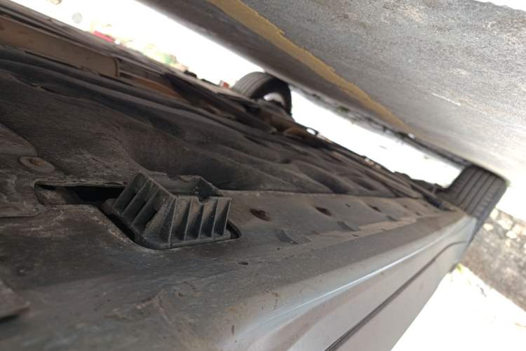 Used BMW X1 2016 sDrive18Li Fashion Model Right Side Sill
