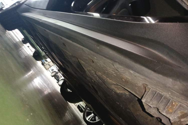 Used BMW X1 2016 sDrive18Li Fashion Model Right Side Sill