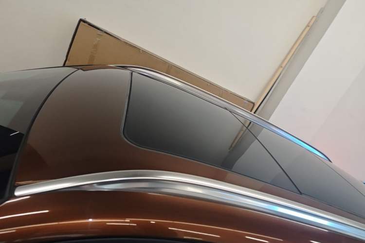 Used BMW X1 2016 xDrive20Li Luxury Model Roof