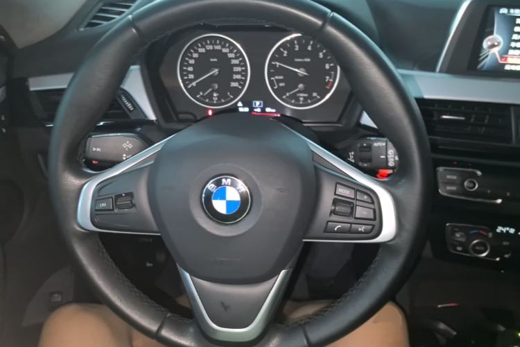 Used BMW X1 2016 sDrive18Li Premium Edition Steering Wheel