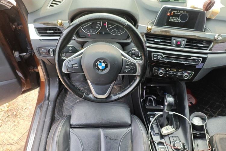 Used BMW X1 2016 sDrive18Li Luxury Model Steering Wheel