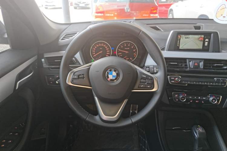 Used BMW X1 2016 sDrive18Li Premium Edition Steering Wheel