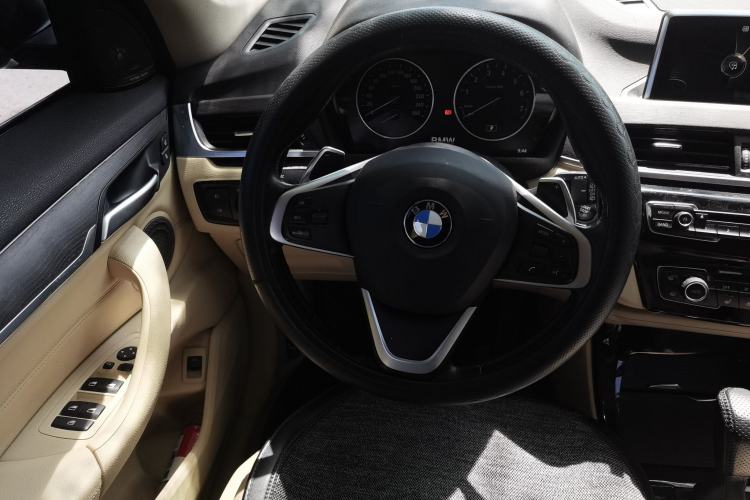 Used BMW X1 2016 xDrive25Li Luxury Model Steering Wheel