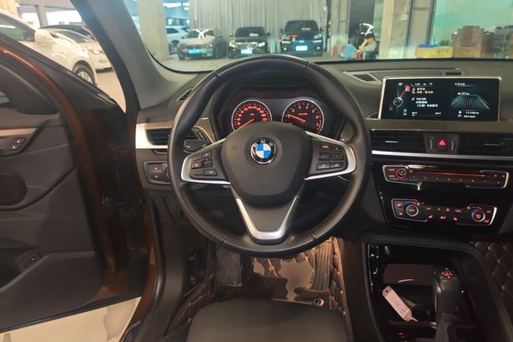 Used BMW X1 2016 xDrive20Li Luxury Model Steering Wheel