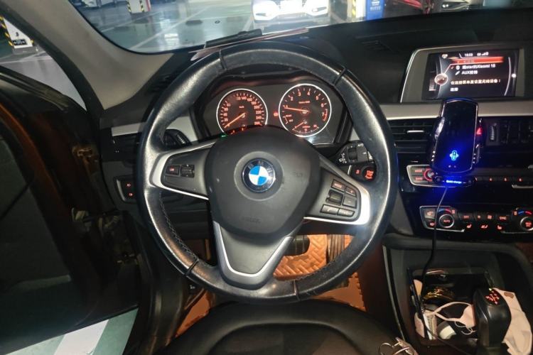 Used BMW X1 2016 sDrive18Li Fashion Model Steering Wheel