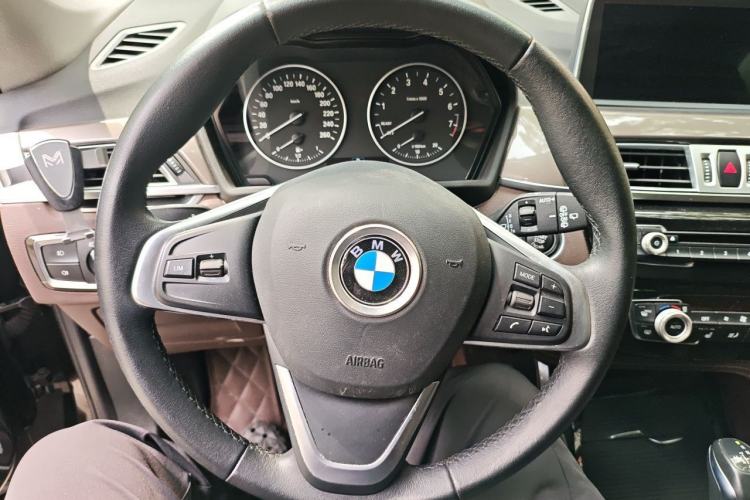 Used BMW X1 2016 sDrive18Li Luxury Model Steering Wheel
