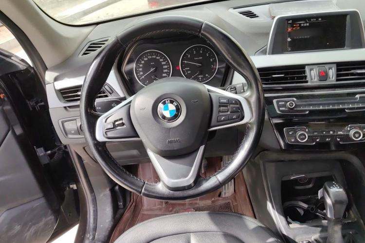 Used BMW X1 2016 sDrive18Li Premium Edition Steering Wheel