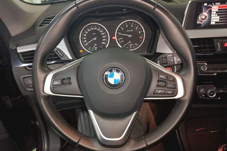 Used BMW X1 2016 sDrive18Li Fashion Model Steering Wheel