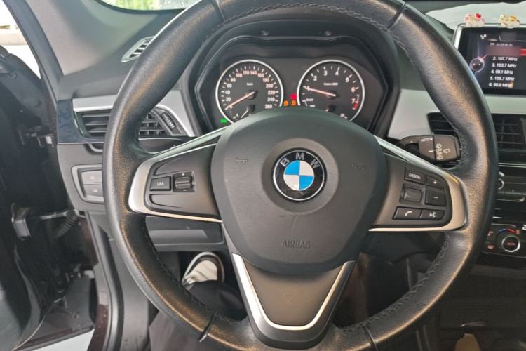 Used BMW X1 2016 sDrive18Li Premium Edition Steering Wheel