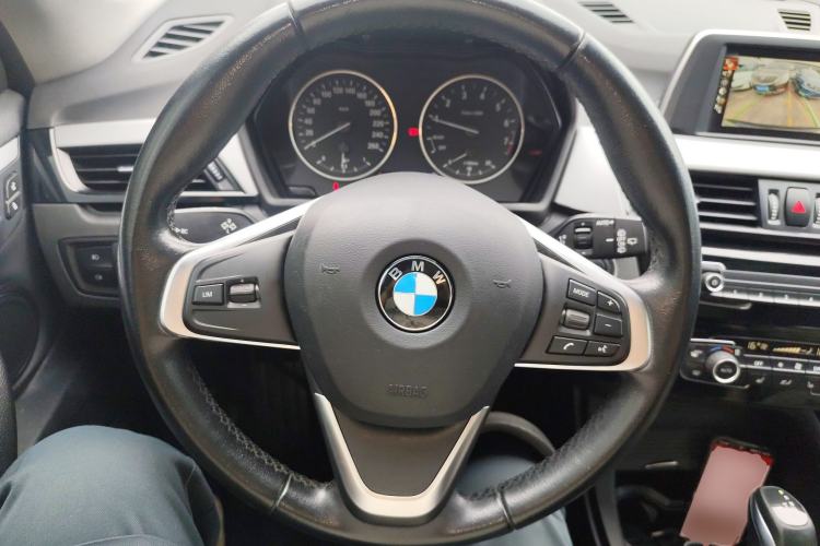 Used BMW X1 2016 sDrive18Li Premium Edition Steering Wheel