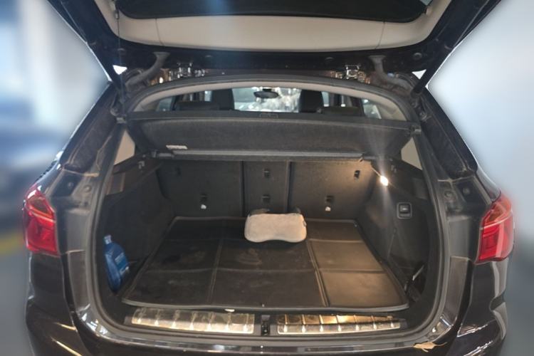 Used BMW X1 2016 sDrive18Li Fashion Model Trunk