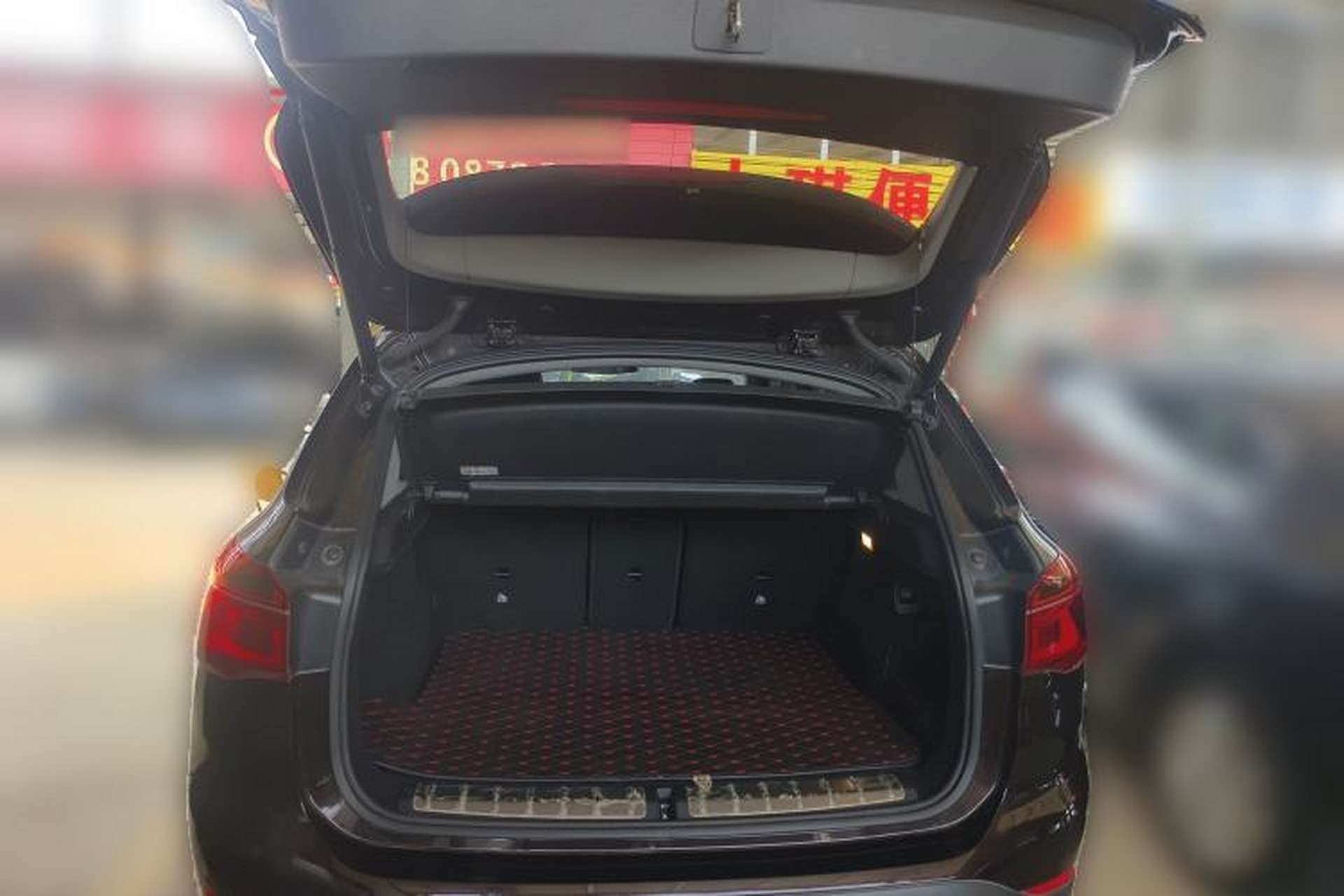 Used BMW X1 2016 sDrive18Li Fashion Model Trunk