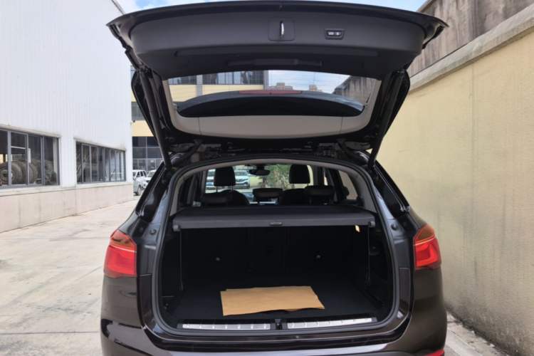 Used BMW X1 2016 sDrive20Li Luxury Model Trunk