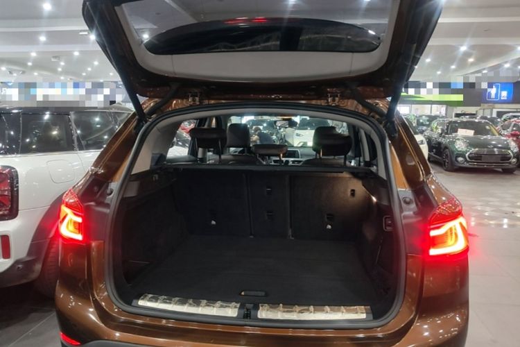 Used BMW X1 2016 sDrive20Li Luxury Model Trunk
