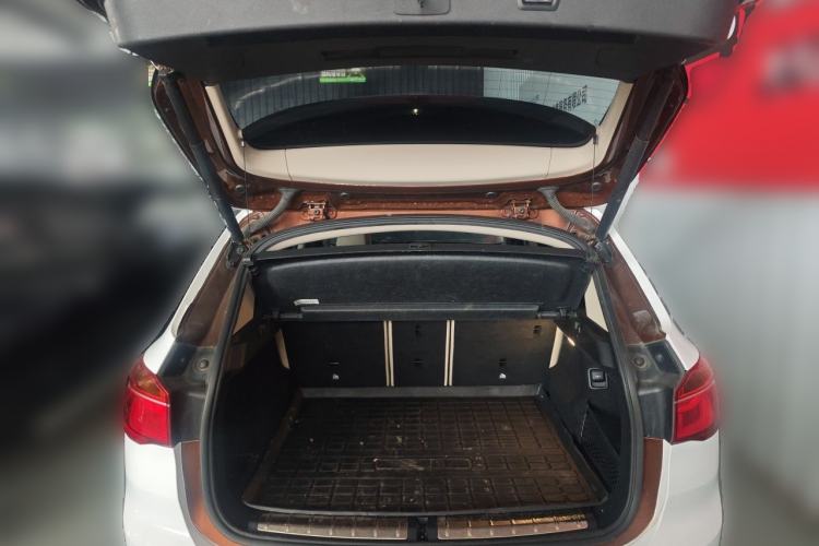Used BMW X1 2016 sDrive20Li Luxury Model Trunk
