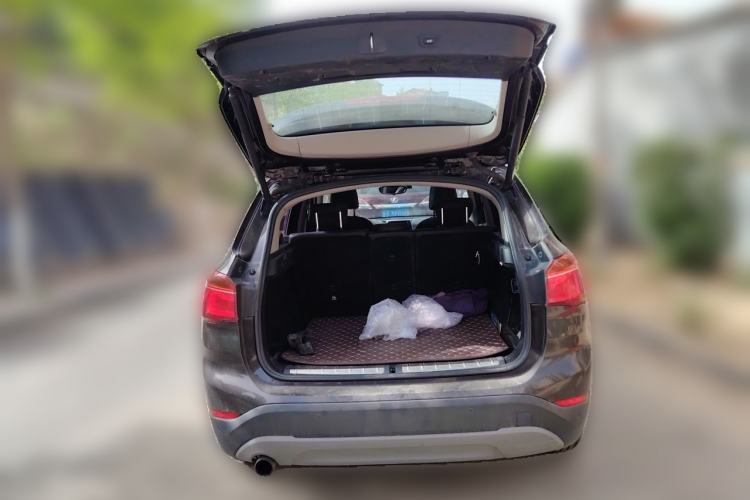 Used BMW X1 2016 sDrive18Li Premium Edition Trunk